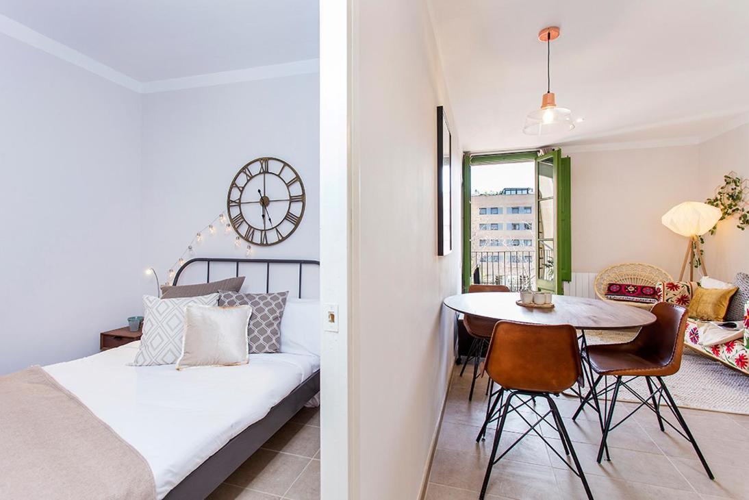 Stay U-Nique Apartments Fira Bcn L'Hospitalet de Llobregat Rum bild